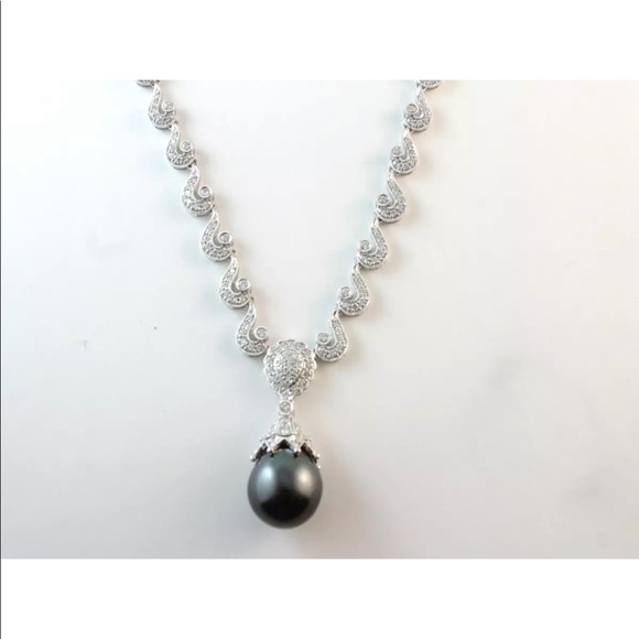 TARA 18k WHITE GOLD & 15mm BLACK TAHITIAN PEARL & 2 carat DIAMOND NECKLACE - Picture 6 of 10